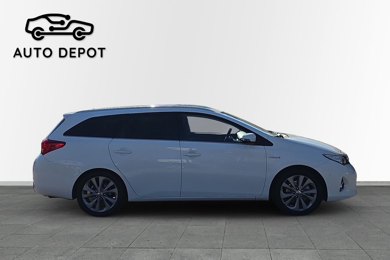 Toyota Auris 2013, bild 3/10