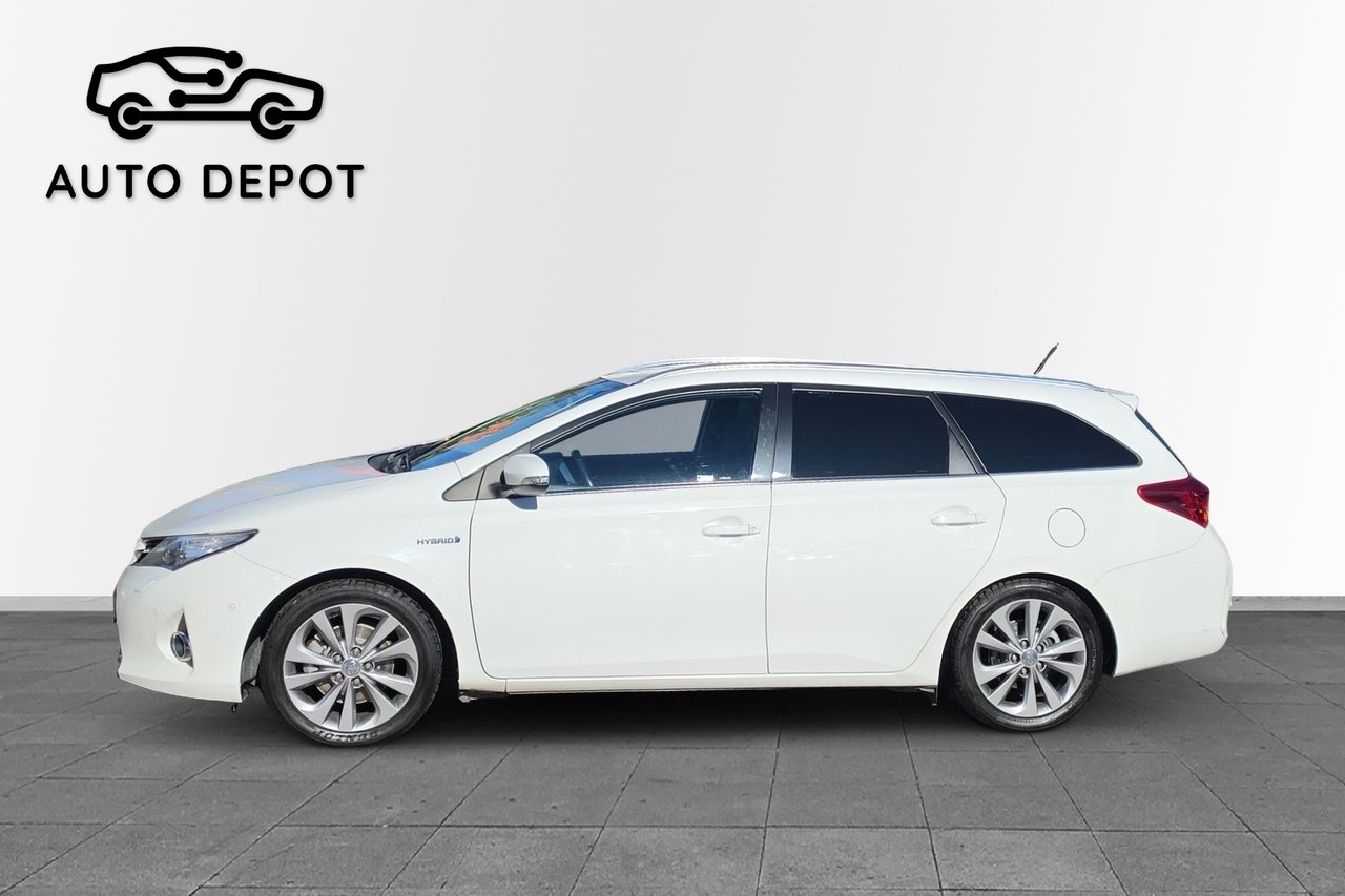 Toyota Auris 2013, bild 2/10