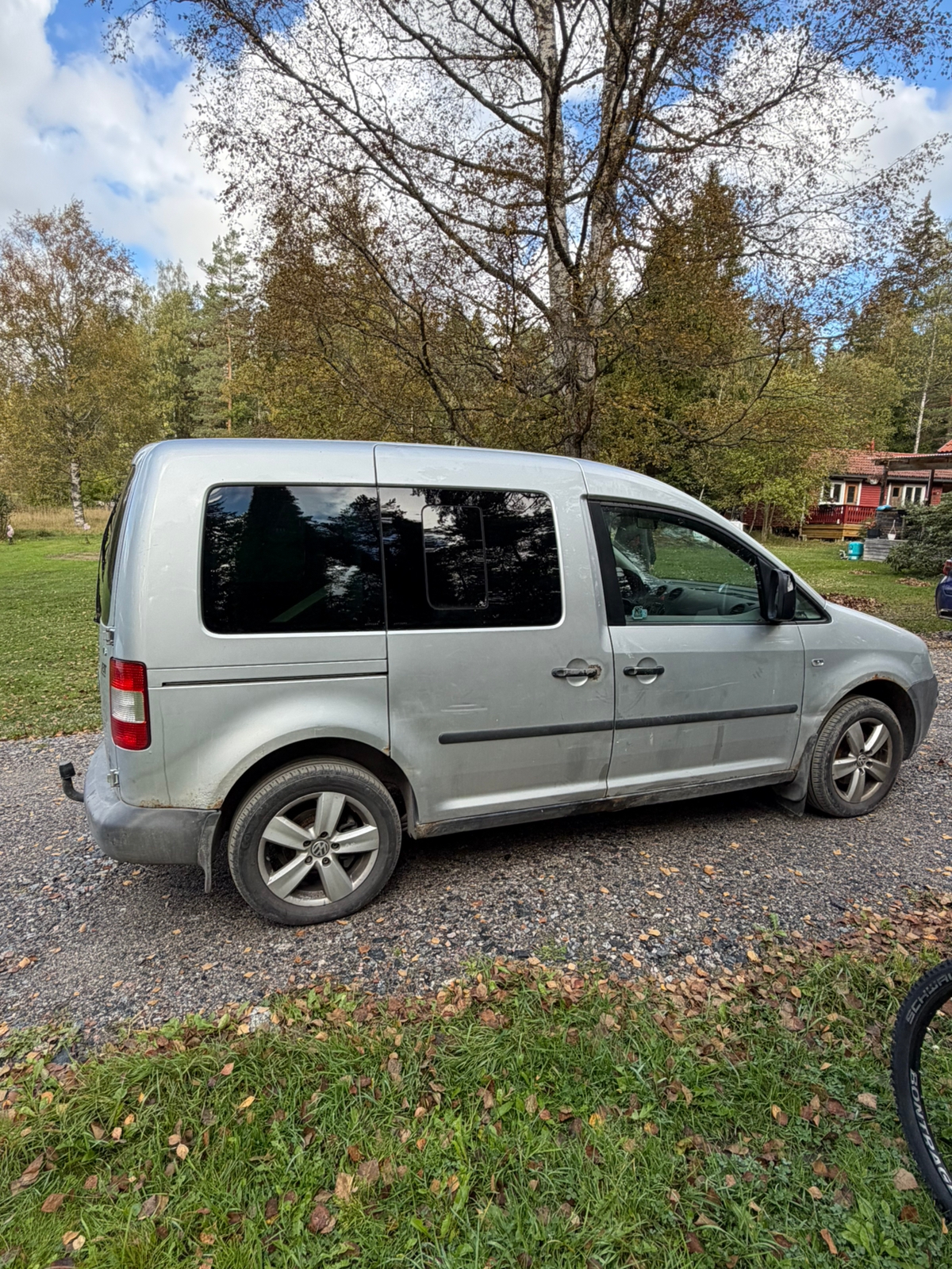 Volkswagen Caddy Kombi 1.6 Manuell 2005, kuva 6/6