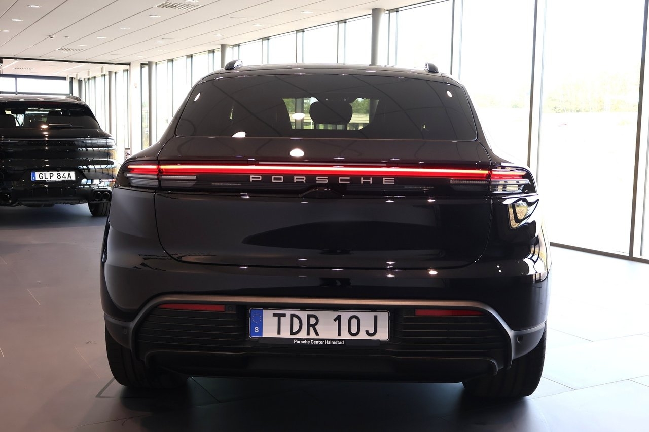 Porsche Macan 4 / 408 HK 2026, photo 6/10