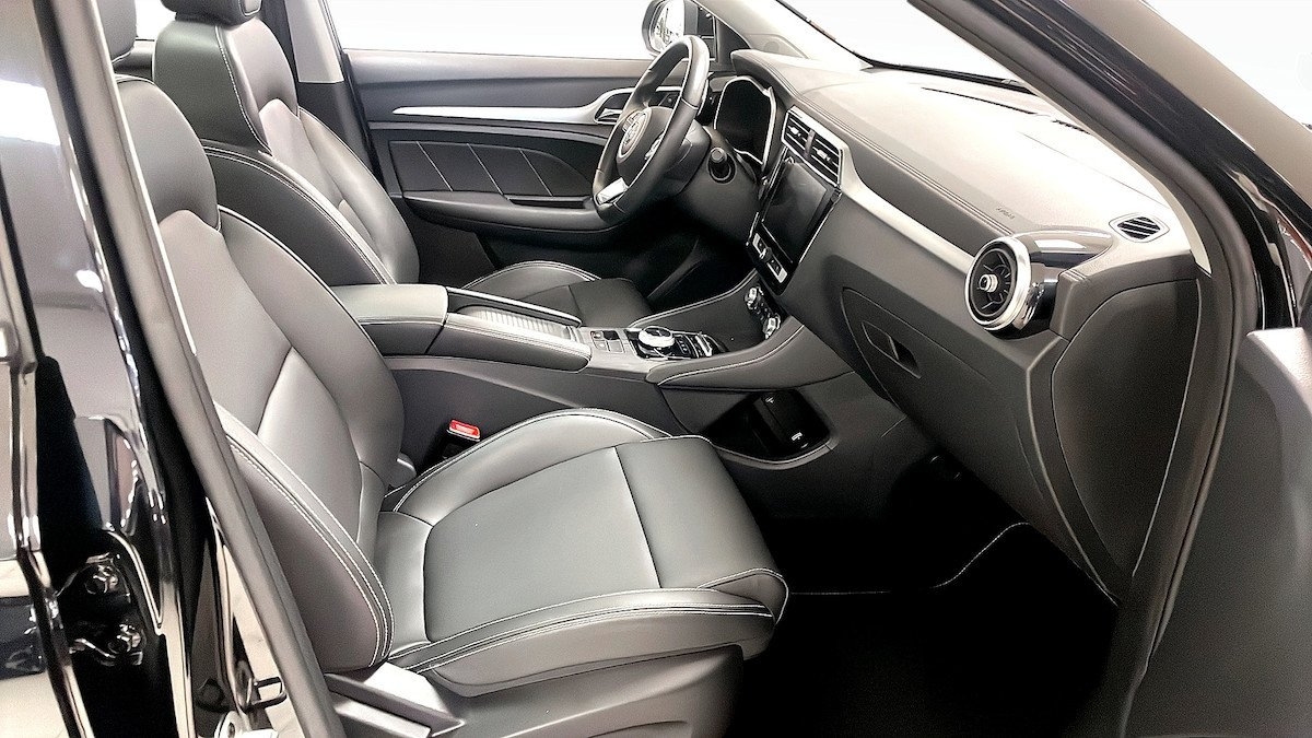 MG ZS LUXURY 45 KWH 45KWH LUXURY MY21 2021, bild 3/10