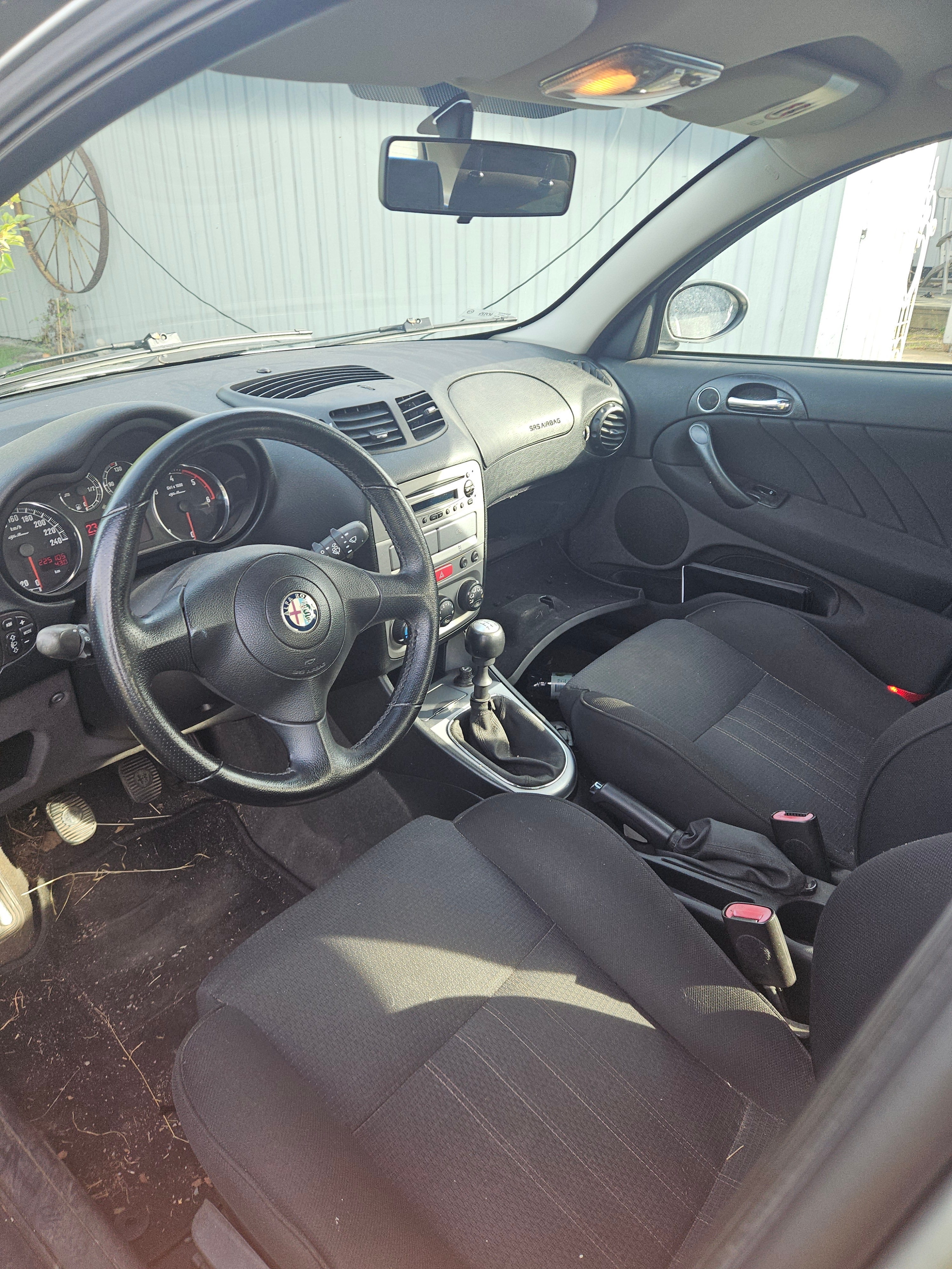 Alfa Romeo 147 2006, bild 5/6