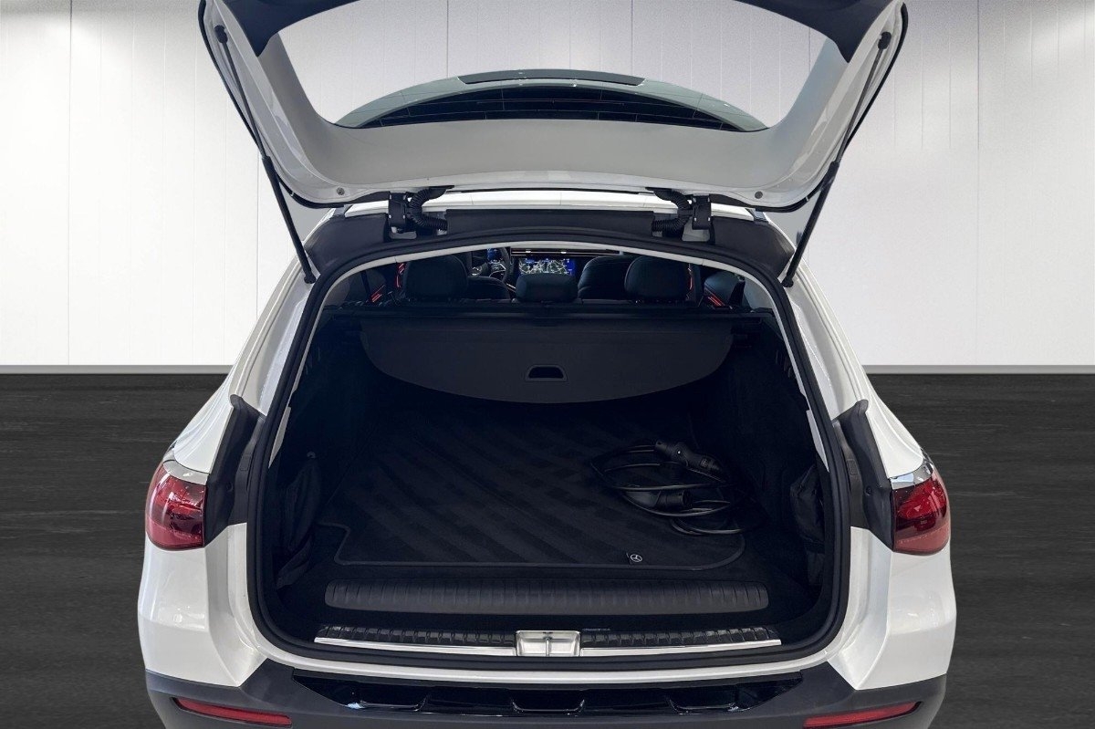 Mercedes-Benz E 300de 4MATIC All-Terrain 2025, bild 6/10