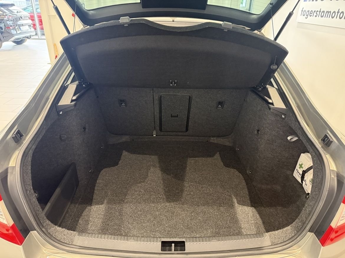 Skoda Octavia 2016, bild 6/10