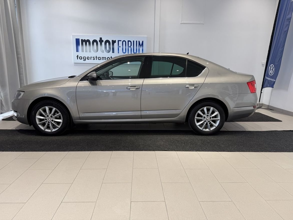 Skoda Octavia 2016, bild 2/10