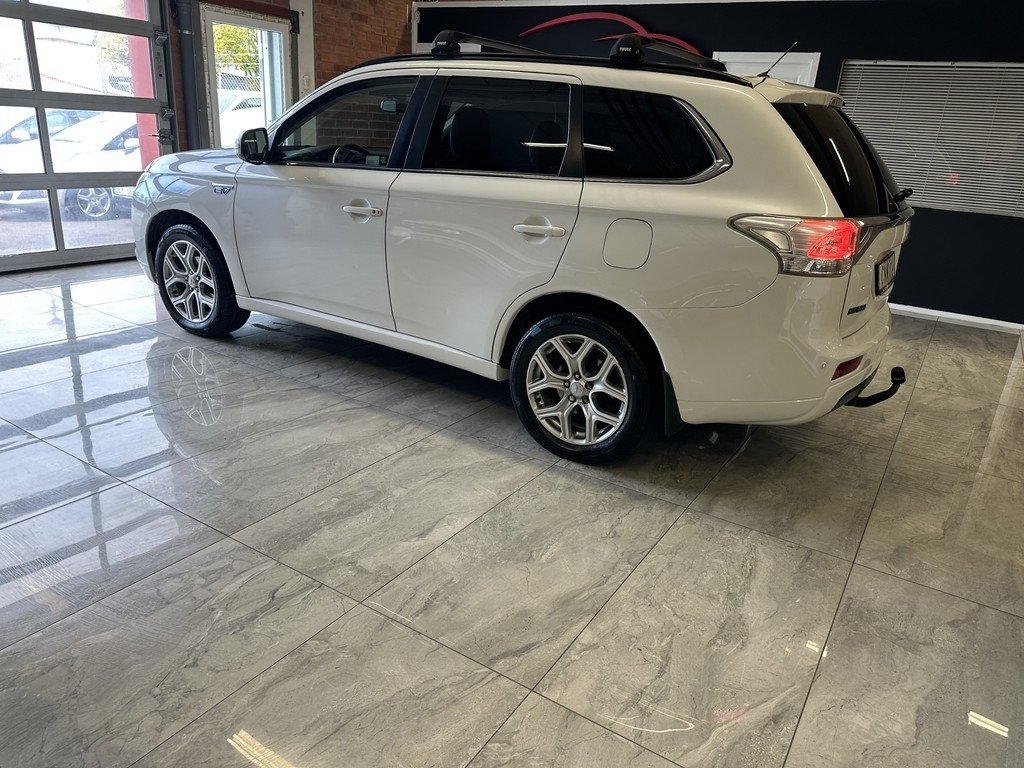 Mitsubishi Outlander 2015, bild 4/10