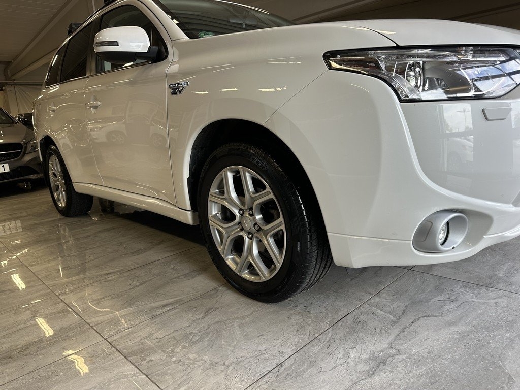 Mitsubishi Outlander 2015, bild 6/10