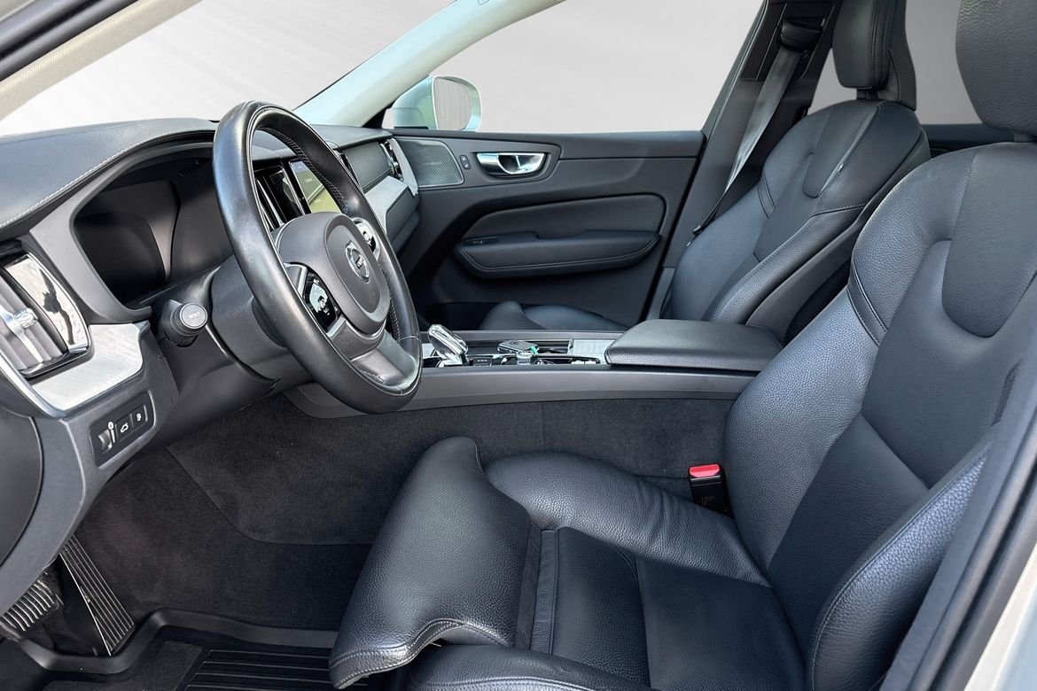 Volvo XC60 2021, bild 7/10