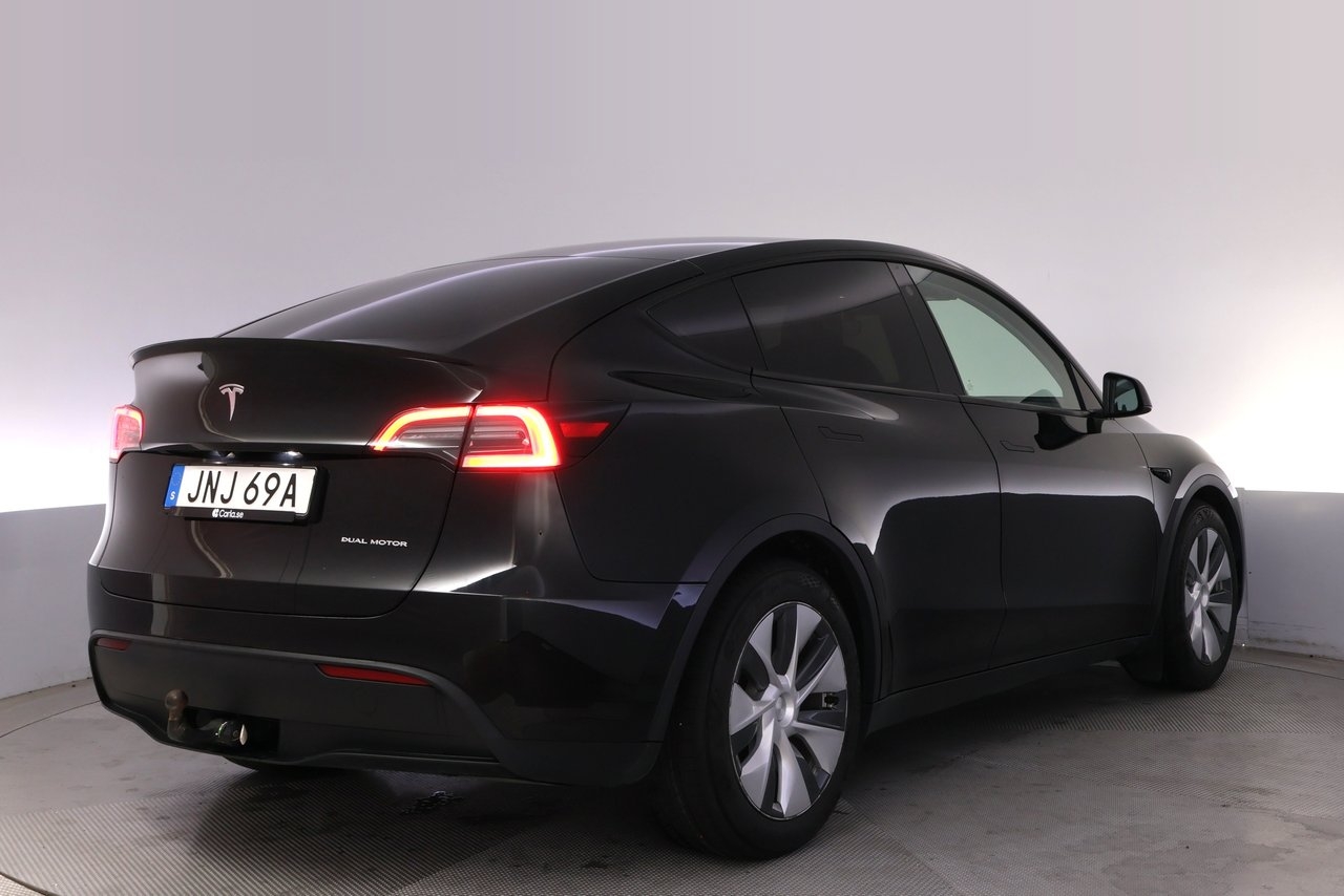 Tesla Model Y 2023, bild 5/10