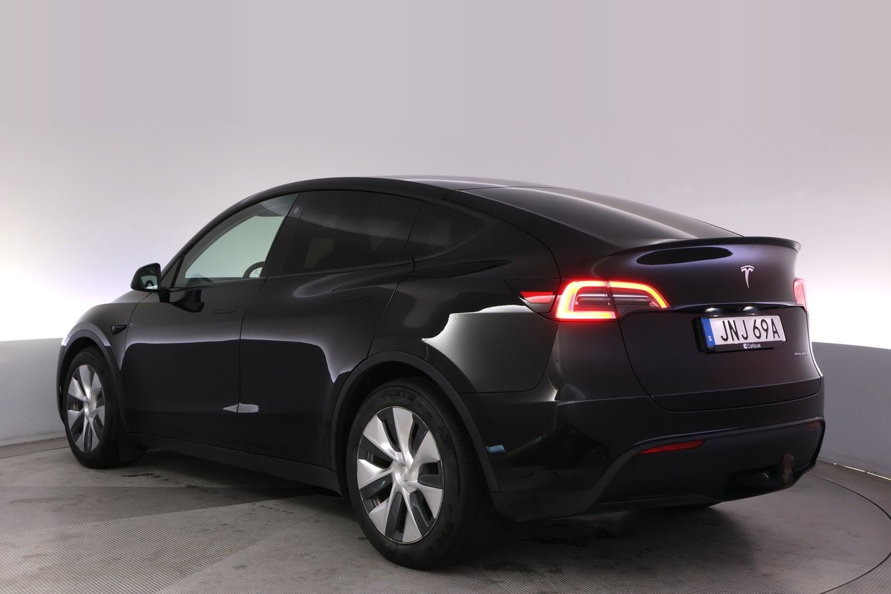 Tesla Model Y 2023, bild 4/10