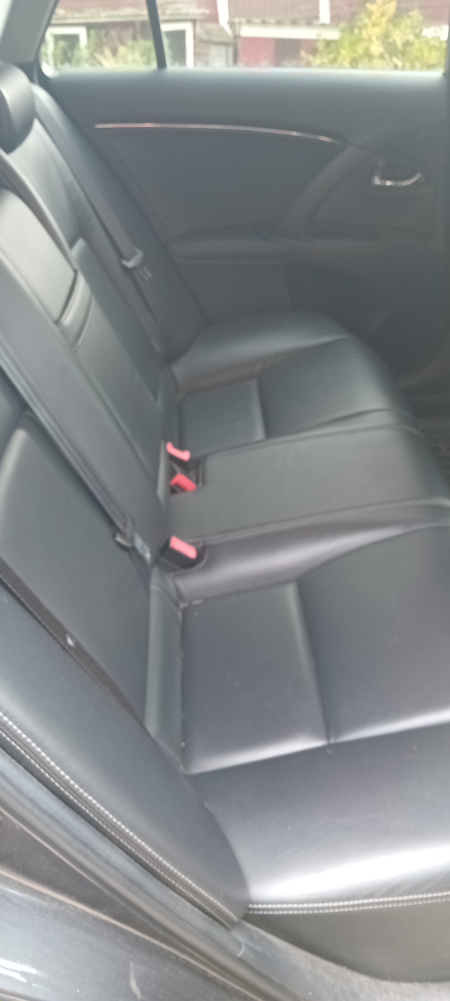 Toyota Avensis Kombi 2.0 Multidrive S 2011, kuva 4/5