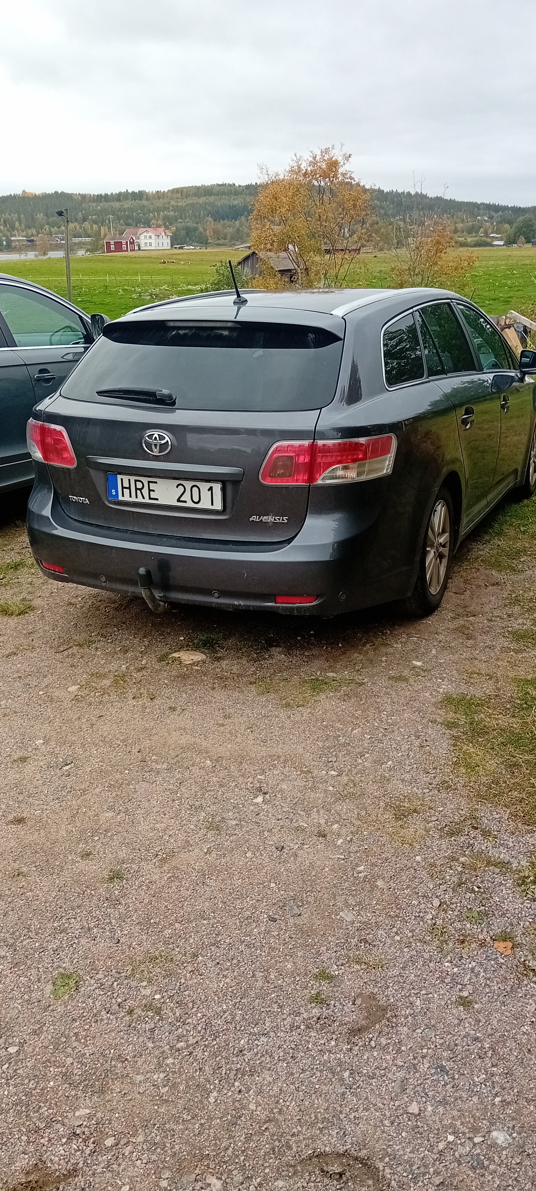 Toyota Avensis Kombi 2.0 Multidrive S 2011, kuva 3/5