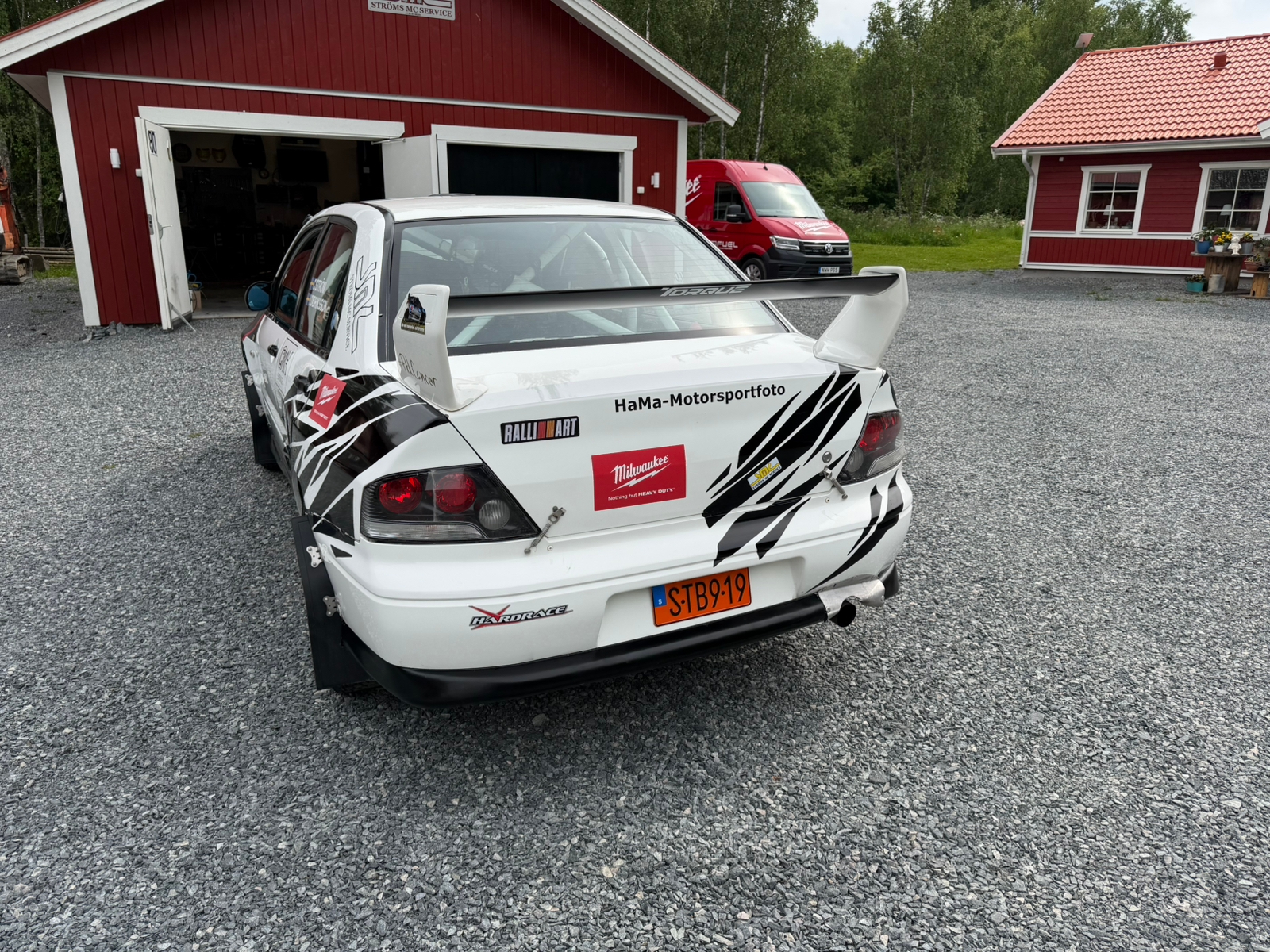 Mitsubishi Lancer 2001, kuva 2/4