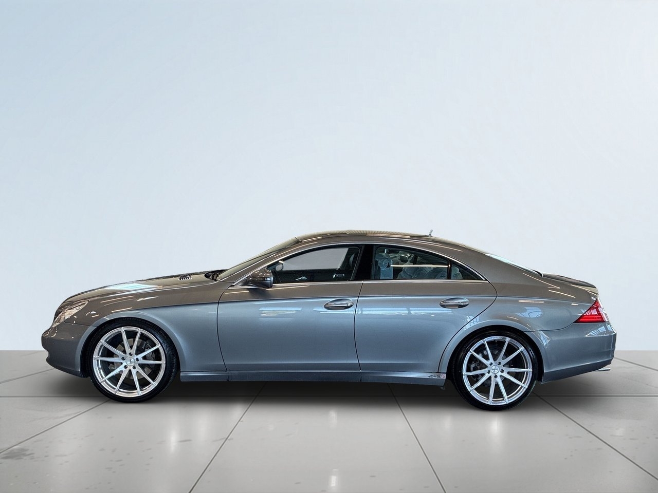 Mercedes-Benz CLS 2010, bild 4/10