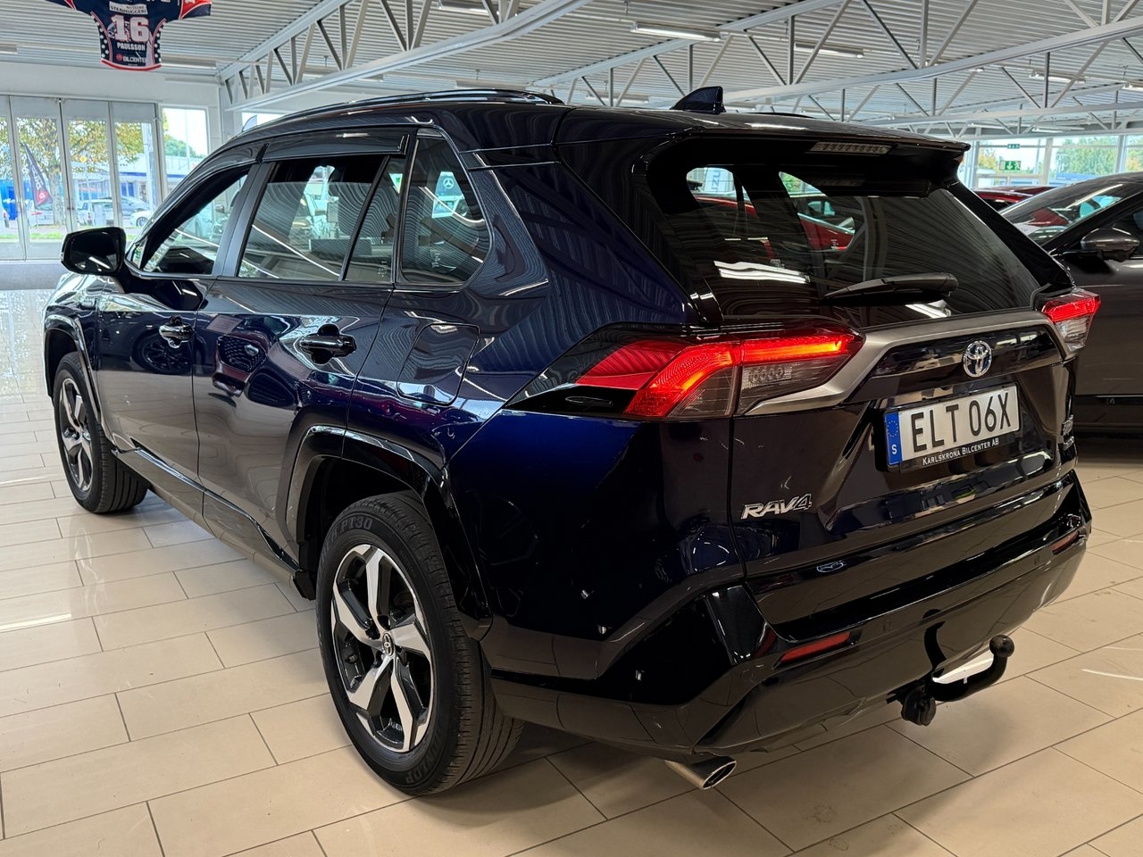 Toyota RAV4 2022, bild 6/10