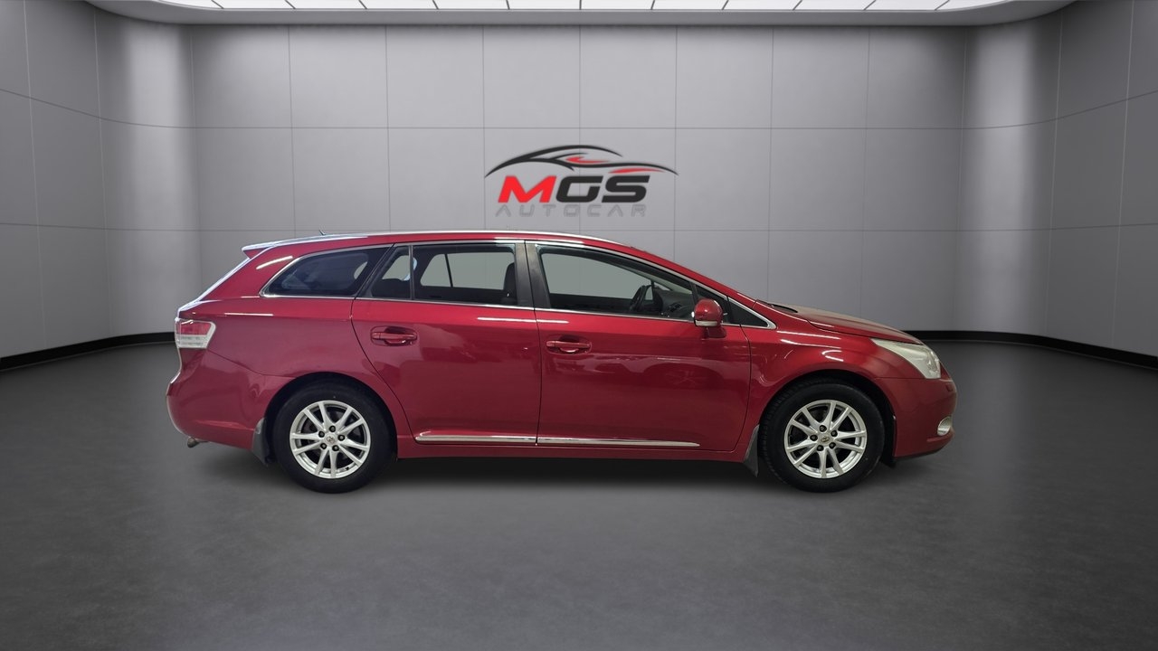 Toyota Avensis 2010, kuva 7/10
