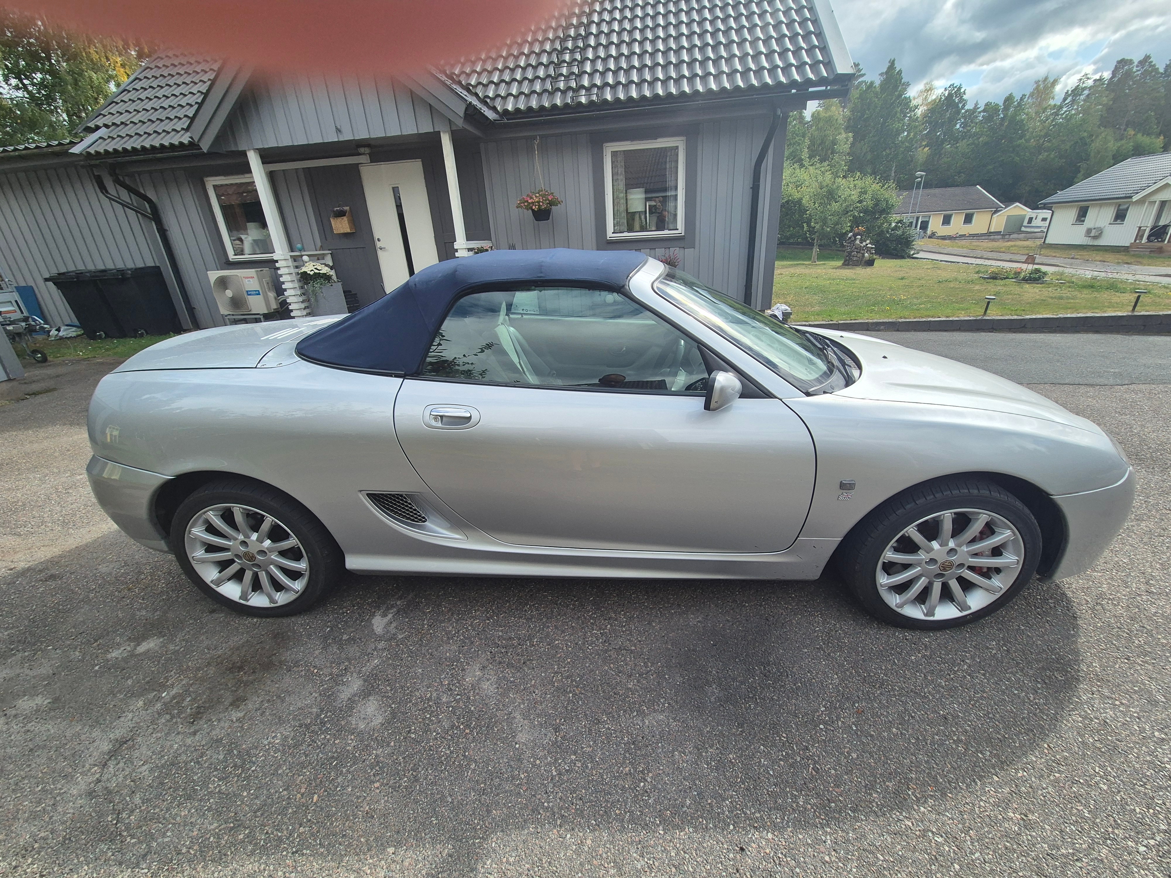 MG TF 135 1.8 MPi Manuell 2003, photo 7/8