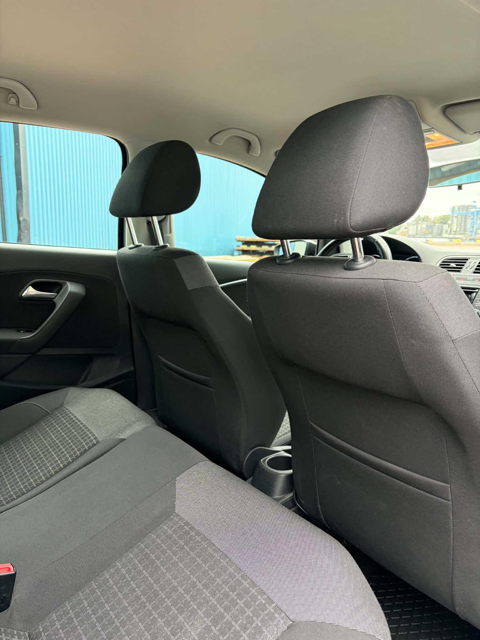 Volkswagen Polo 2017, bild 7/8