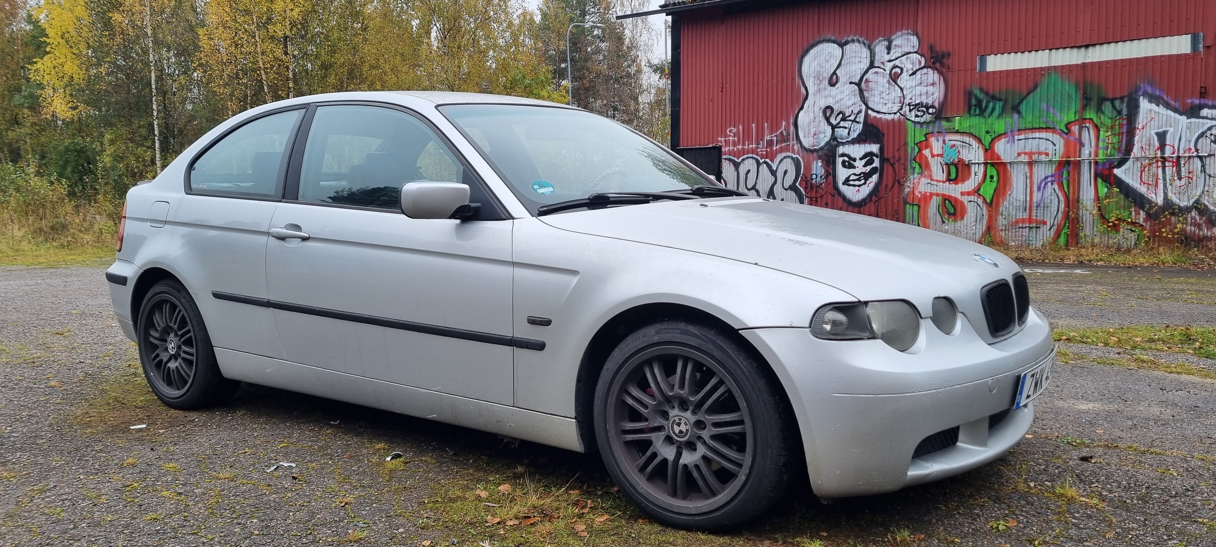 BMW 325