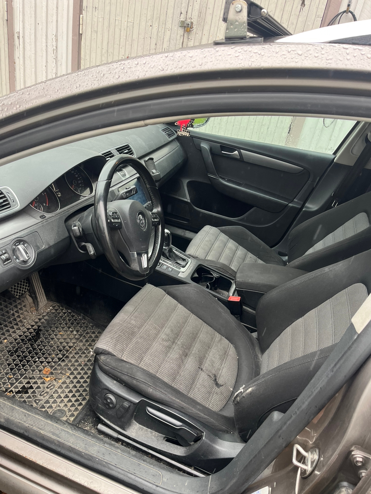 Volkswagen Passat 2,0 TDI 4MOTION DSG 2012, bild 7/8