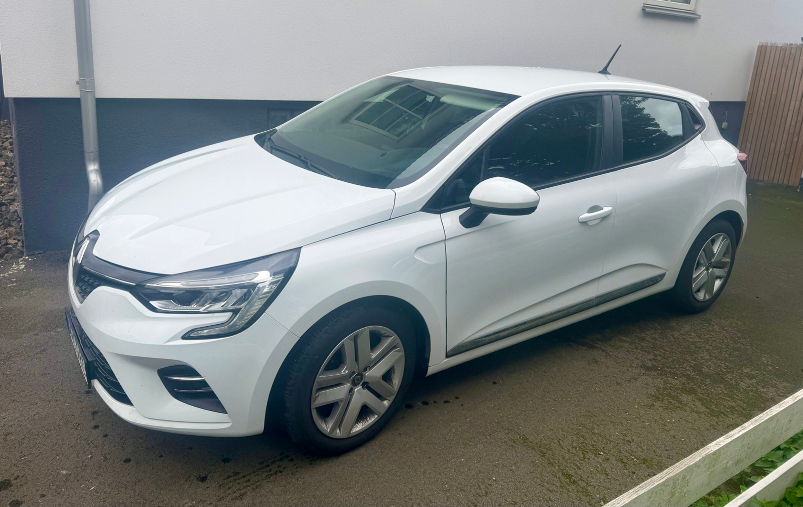 Renault Clio 1.0 TCe Manuell 2020, bild 2/10