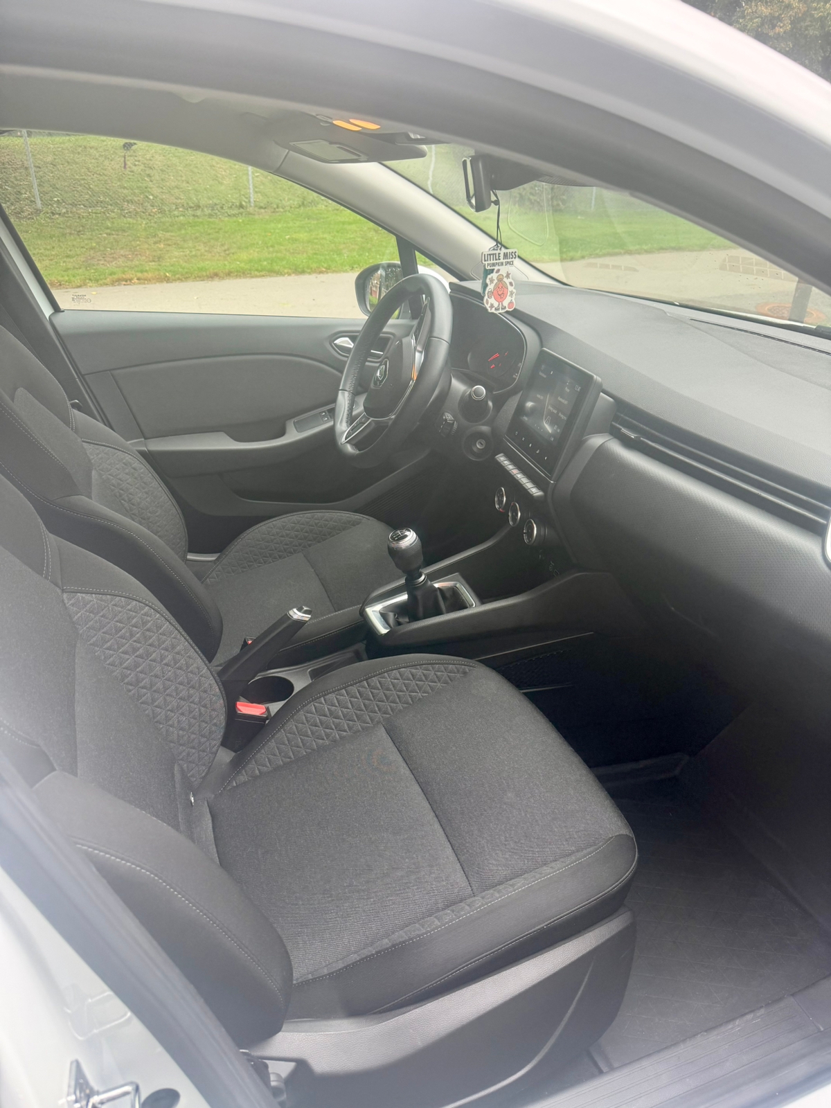 Renault Clio 1.0 TCe Manuell 2020, bild 5/10