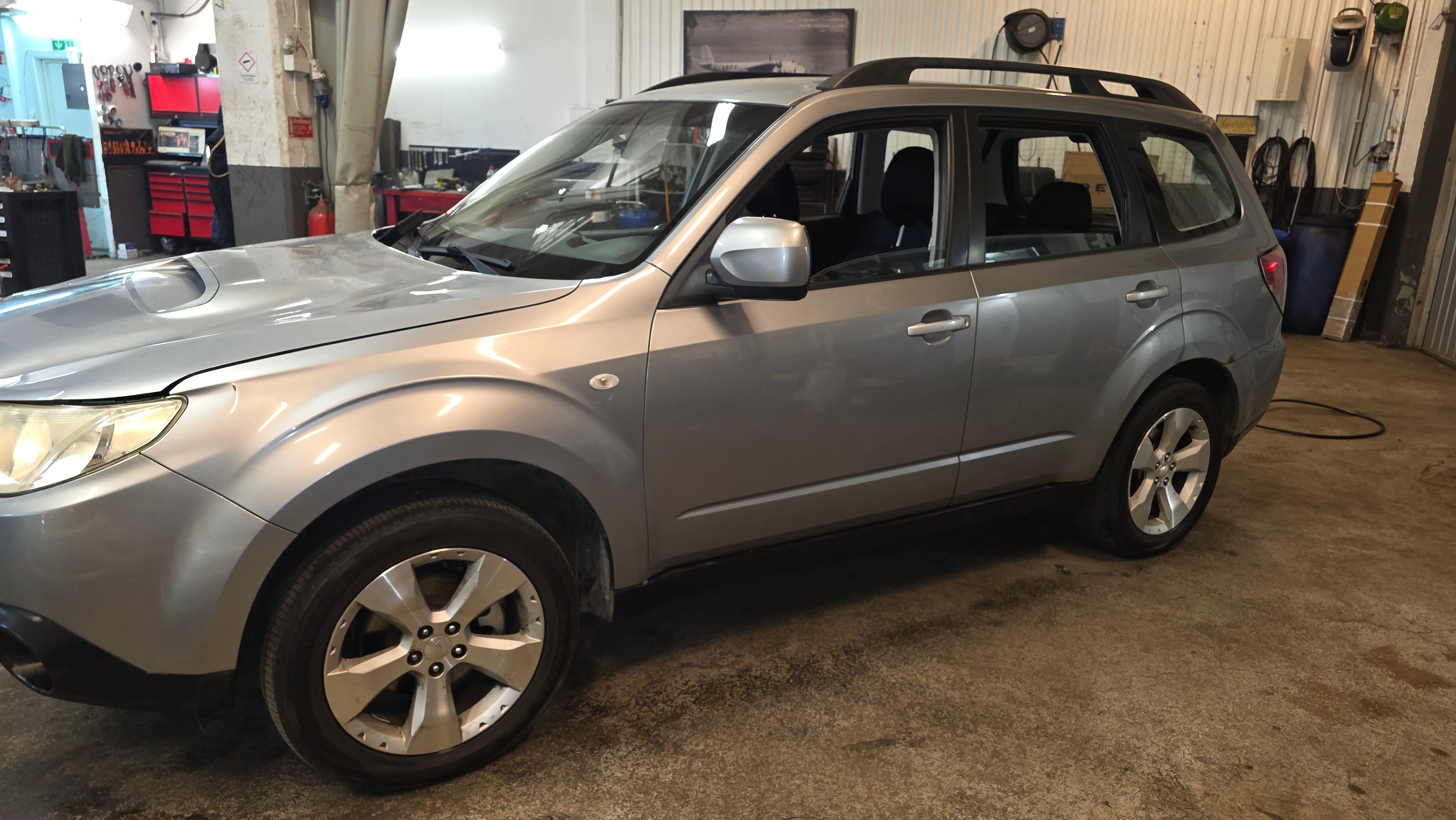 Subaru Forester 2.0 4WD Manuell 2010, bild 5/10