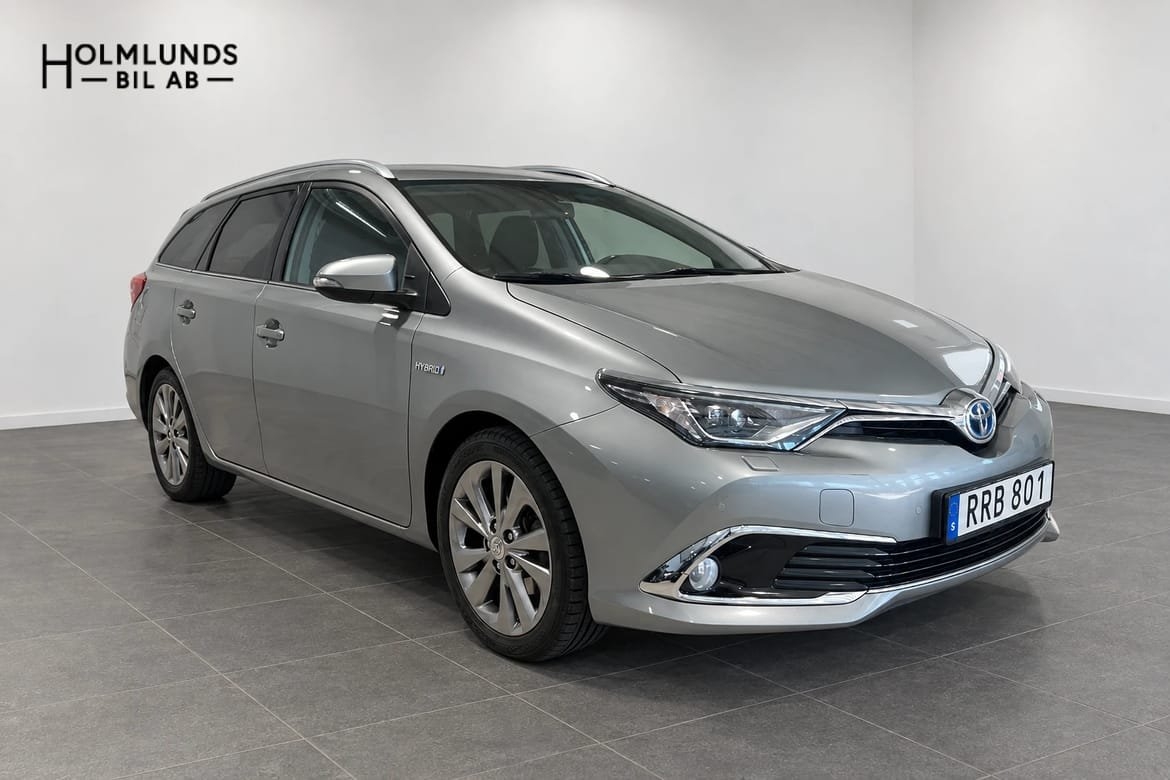 Toyota Auris 2016, bild 2/10