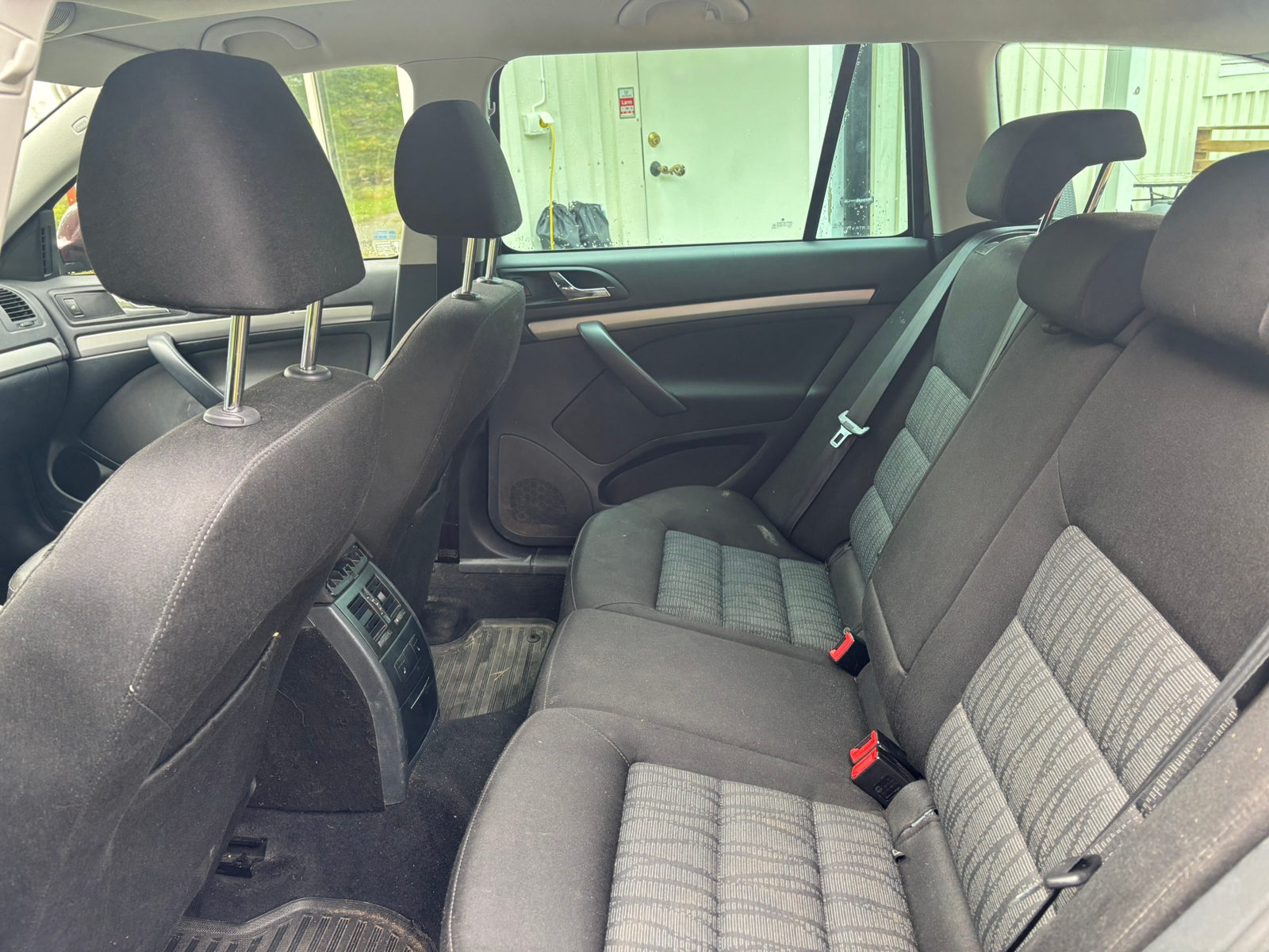 Skoda Octavia Kombi 1.6 TDI Manuell 2012, bild 2/4