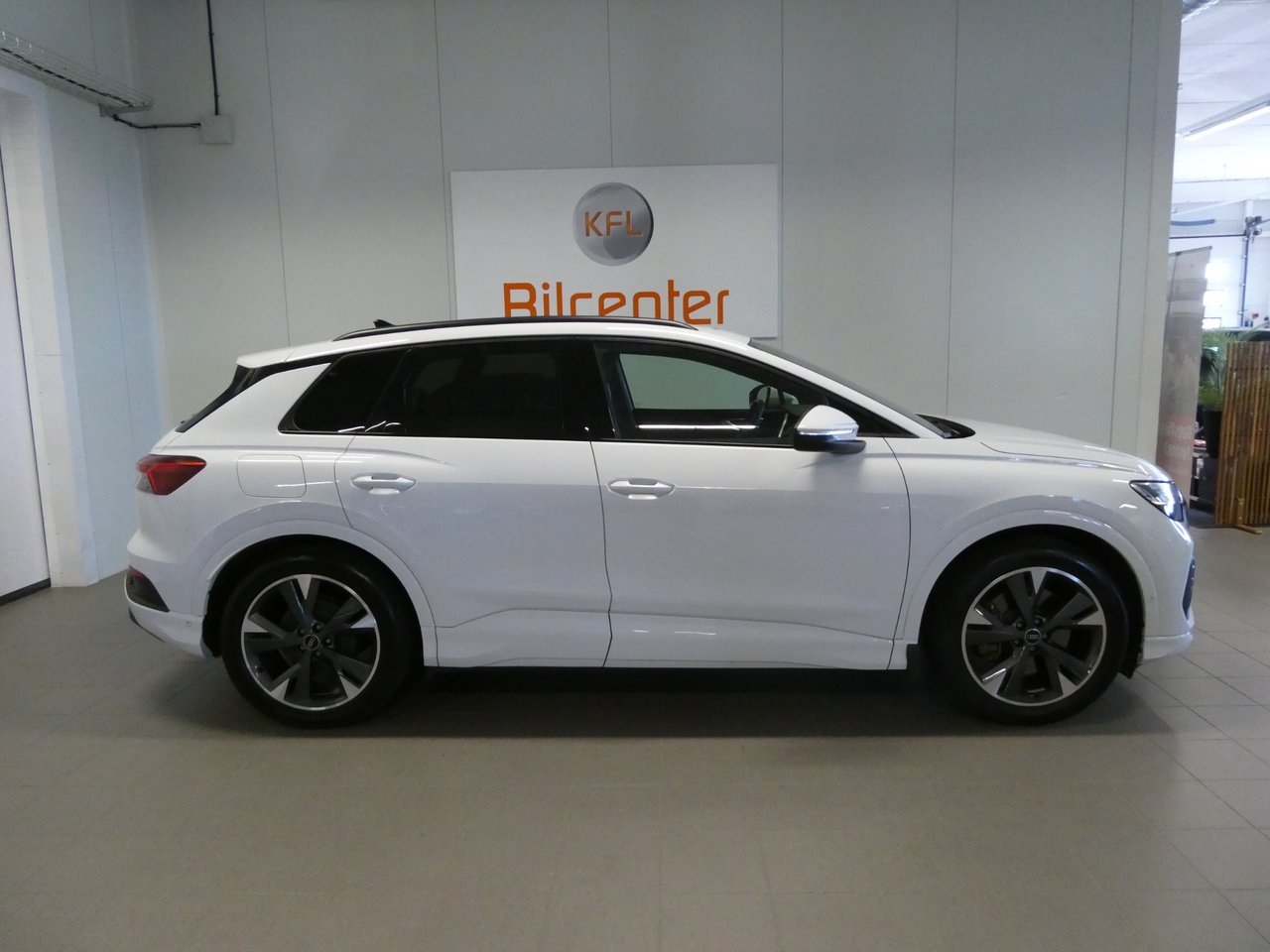 Audi Q4 e-tron Q4 50 e-tron quattro 2023, kuva 2/10