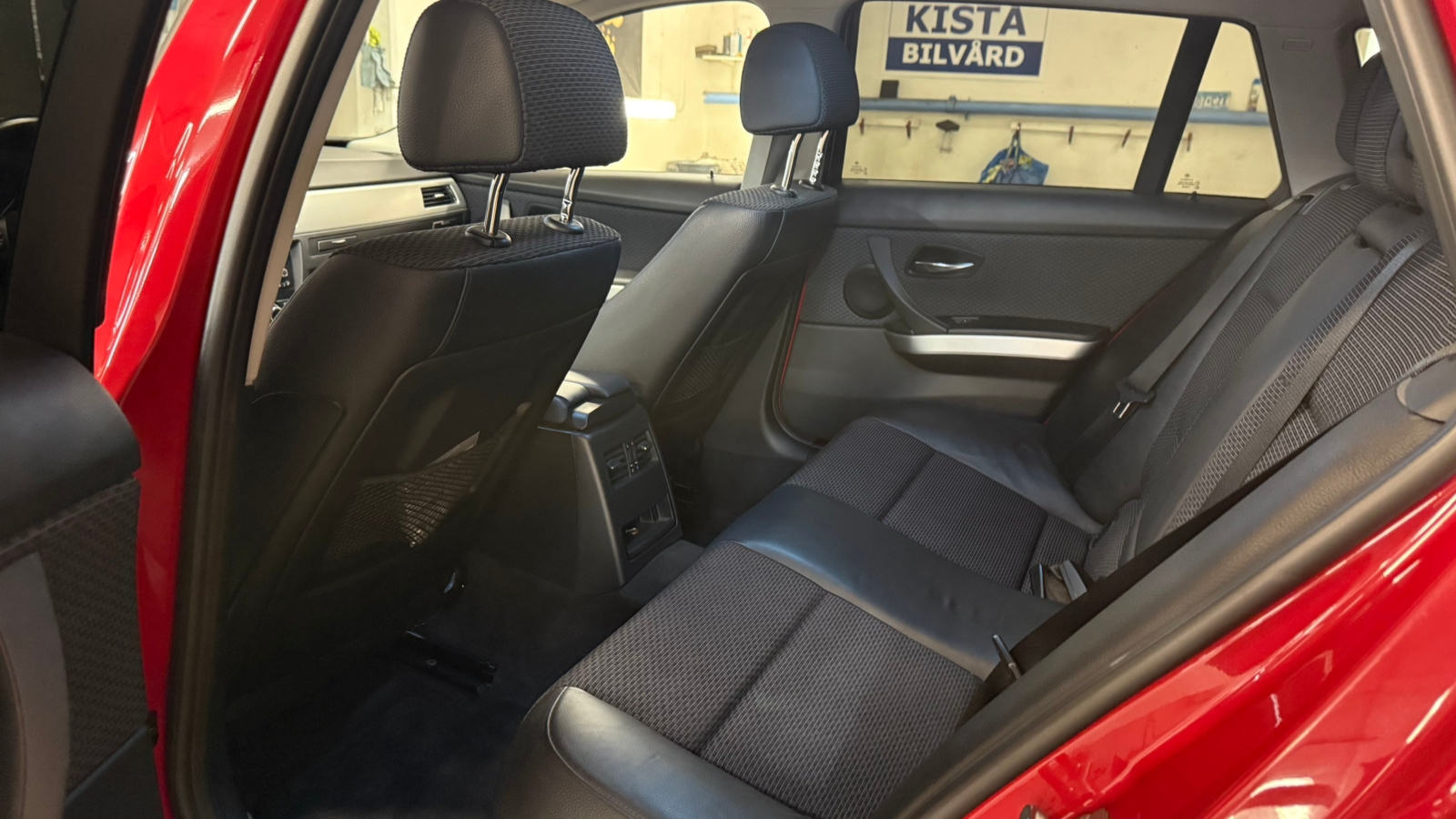 BMW 320 d Touring Manuell 2011, kuva 7/10