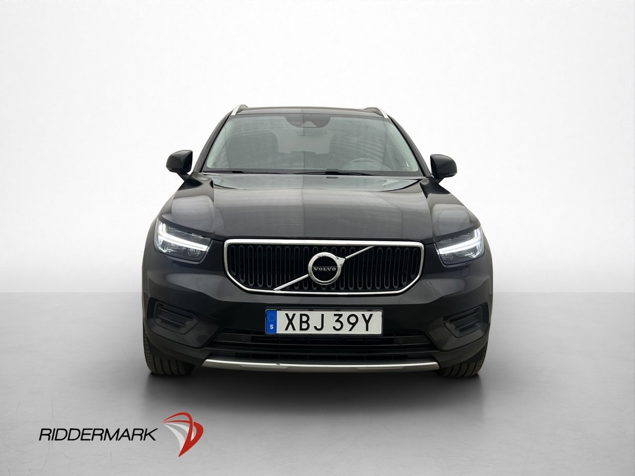 Volvo XC40 T2 129hk Momentum 2021, bild 2/10