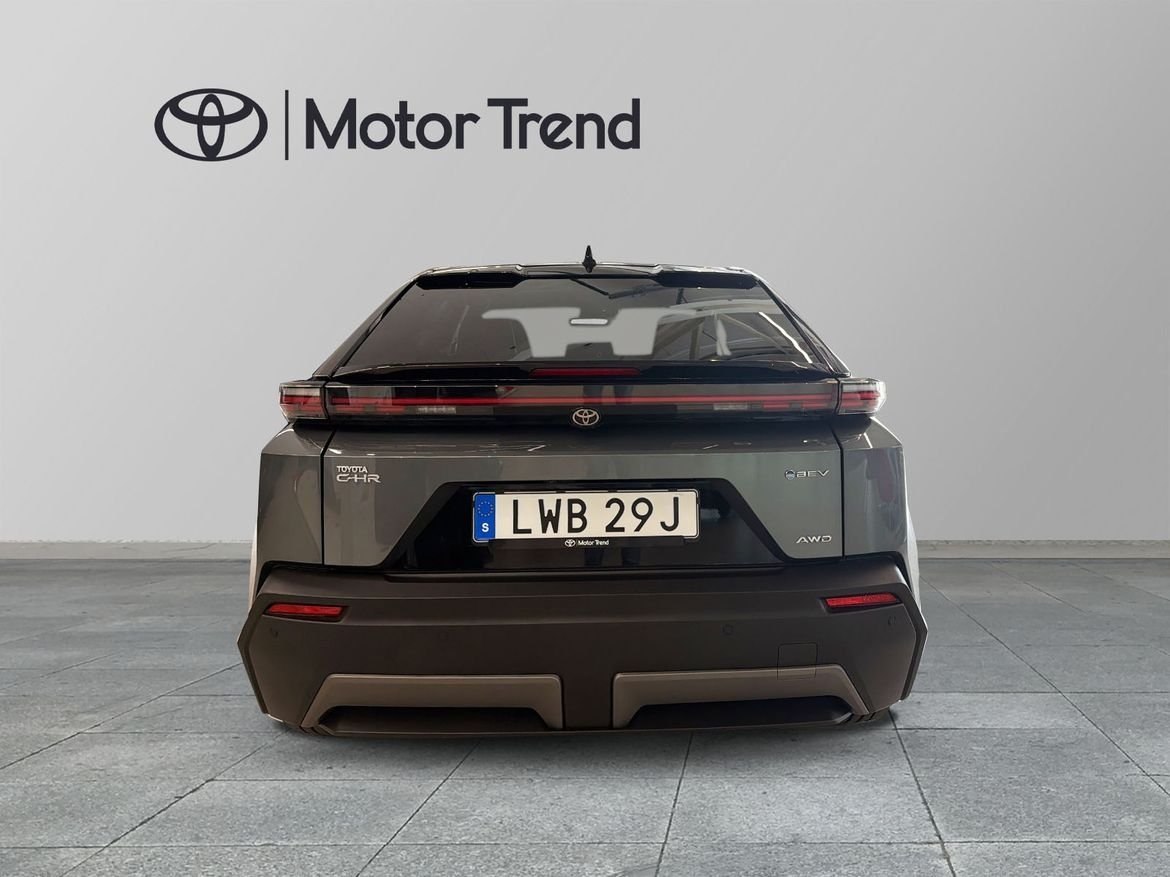 Toyota C-HR EXECUTIVE AWD 2026, bild 4/10