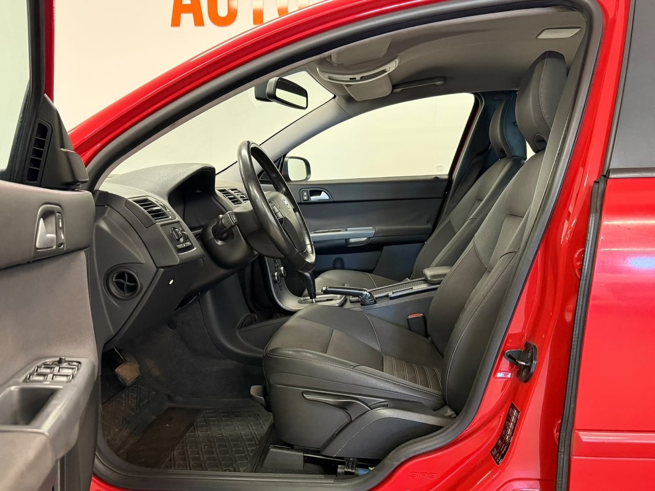 Volvo V50 2.4 Geartronic Kinetic Euro 4 2008, bild 5/10