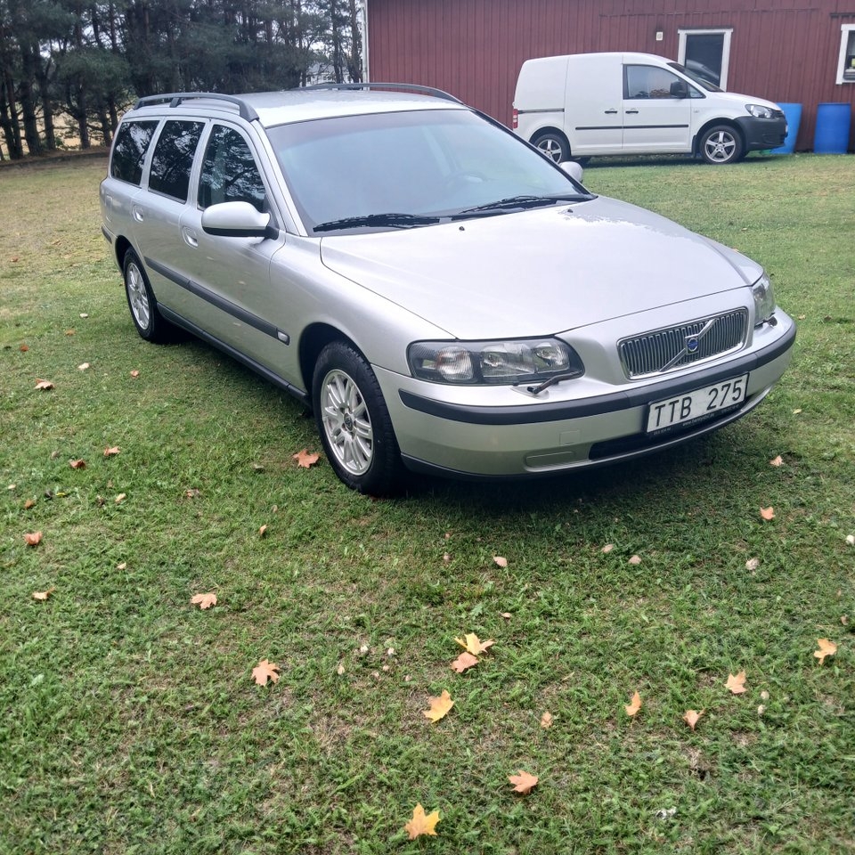 Volvo V70 2003, photo 5/9