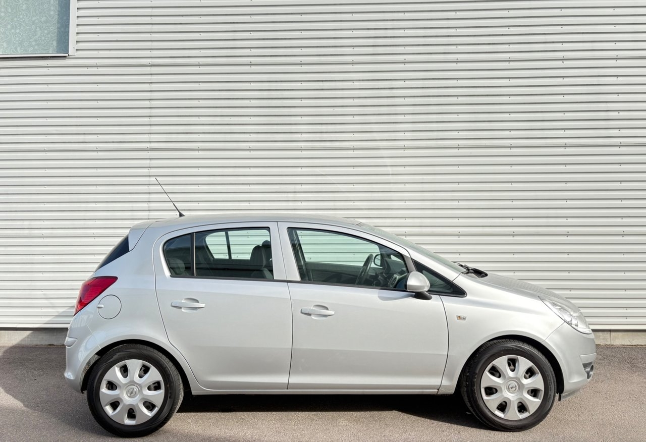 Opel Corsa 5-dörr 1.2 80HK / M-Värm 2008, bild 4/10