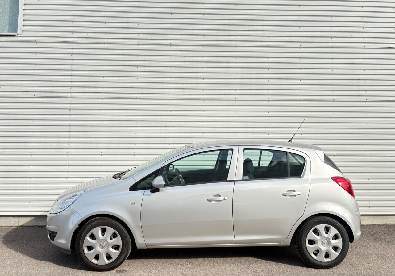 Opel Corsa 5-dörr 1.2 80HK / M-Värm 2008, bild 2/10
