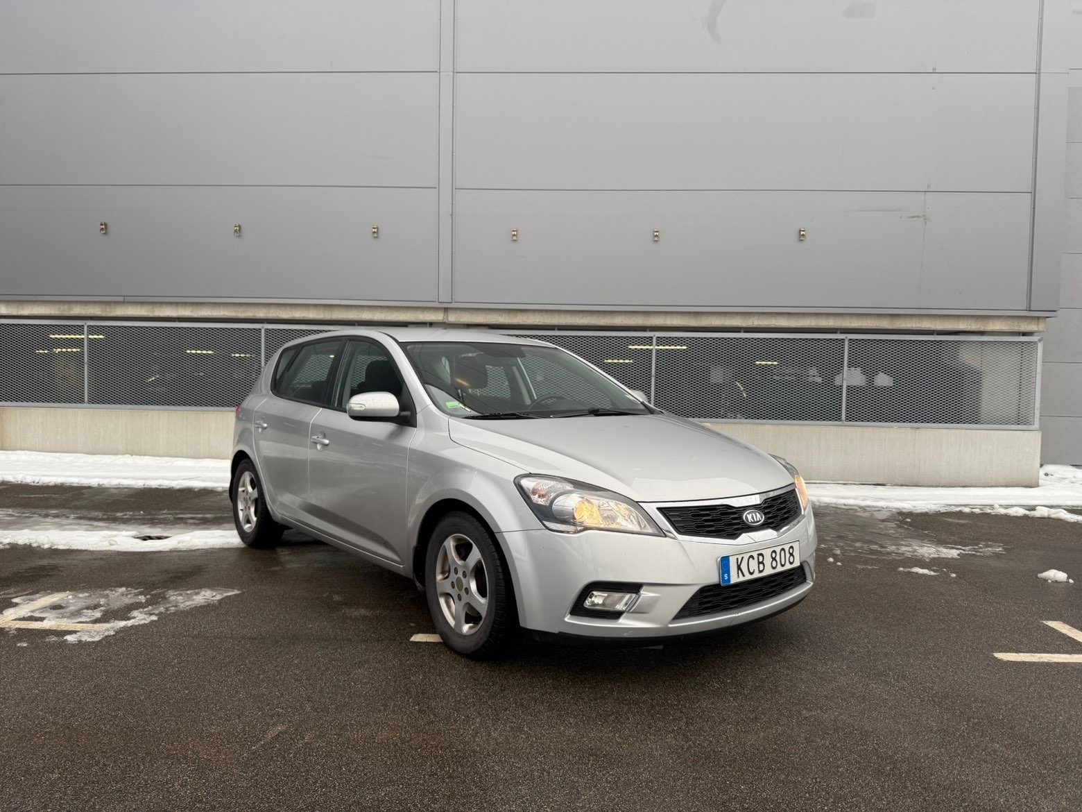 Kia Ceed 2010, bild 4/6