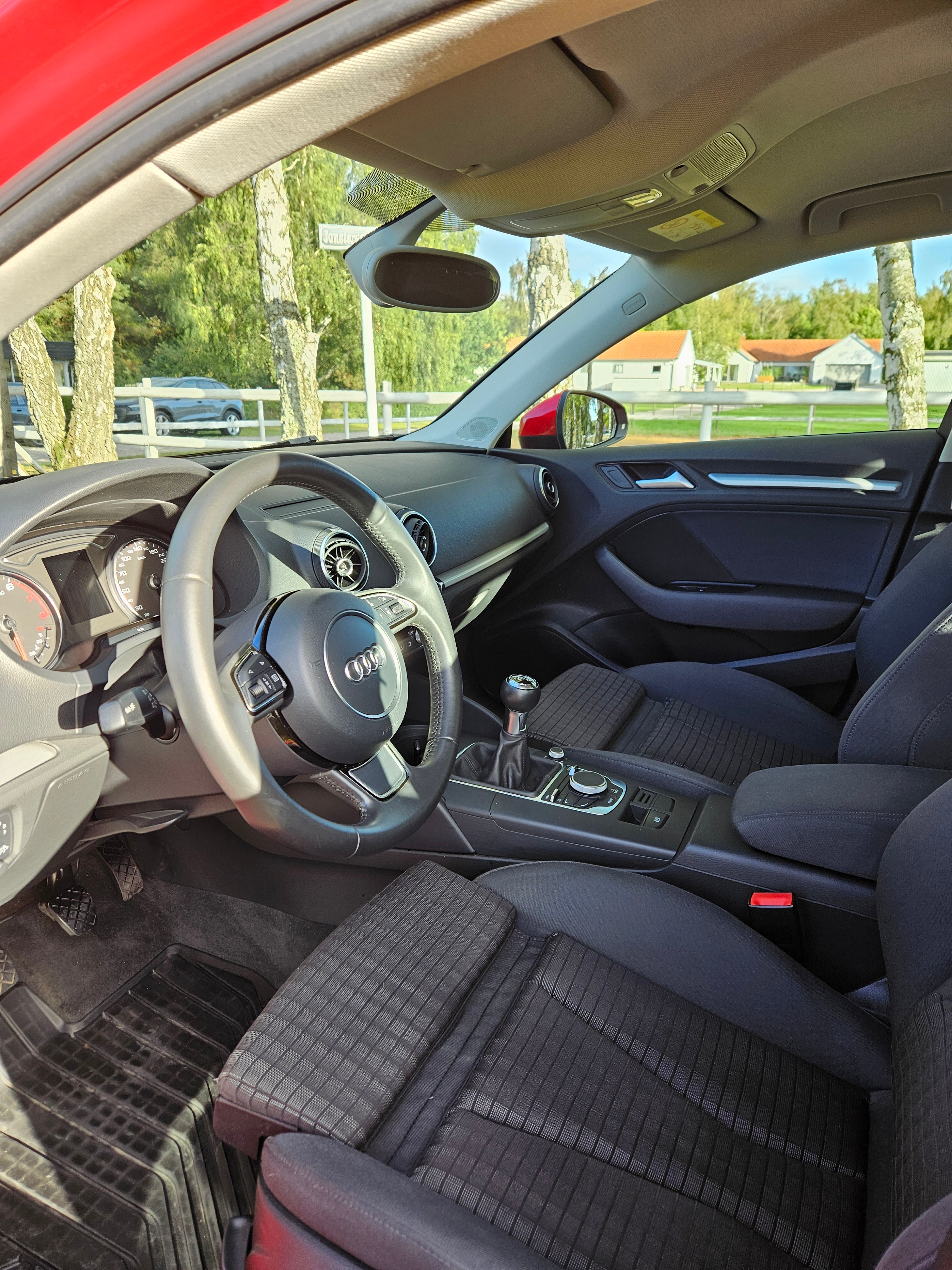 Audi A3 Sedan 1.4 TFSI Manuell 2014, kuva 7/10