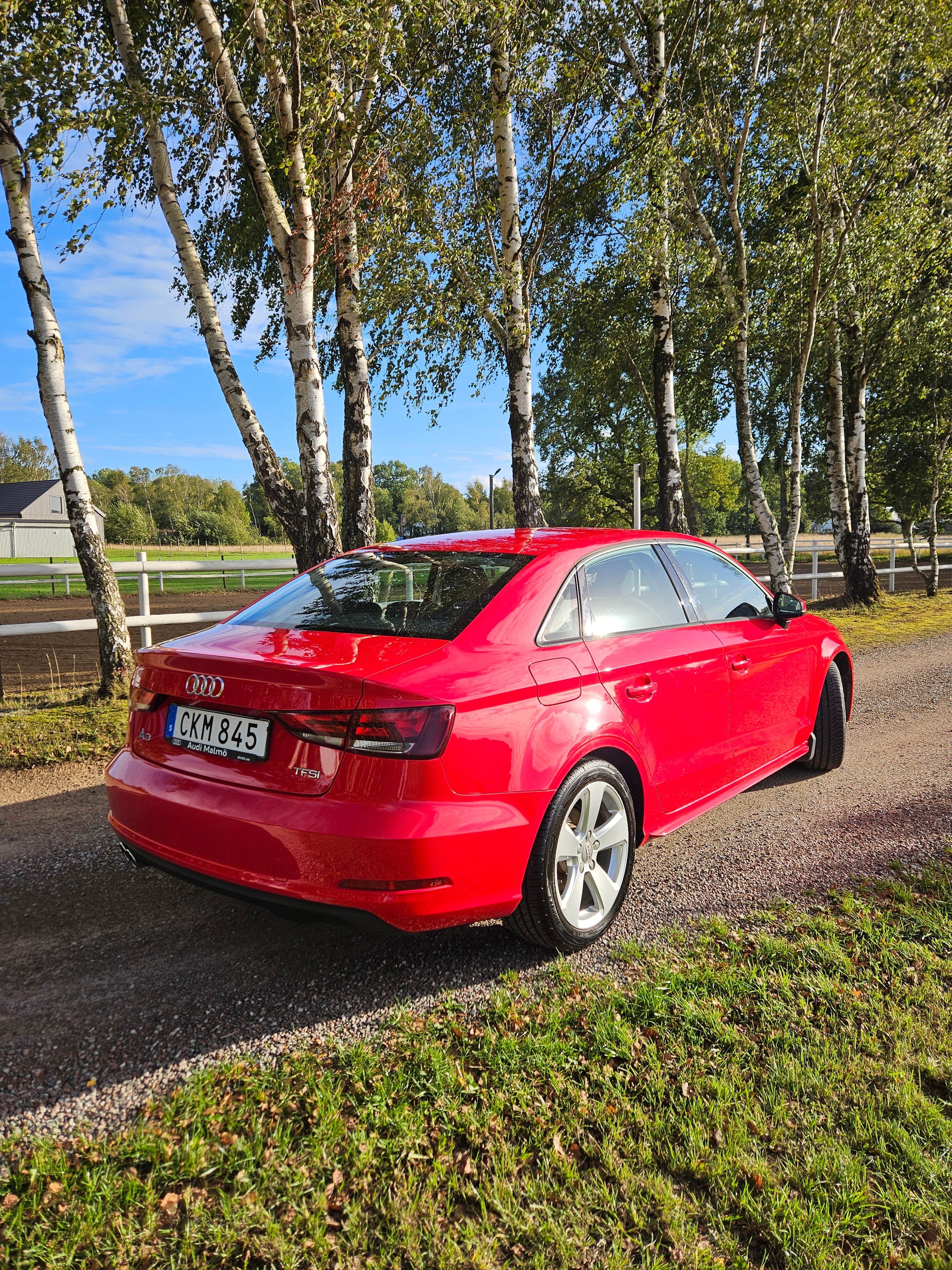 Audi A3 Sedan 1.4 TFSI Manuell 2014, kuva 2/10