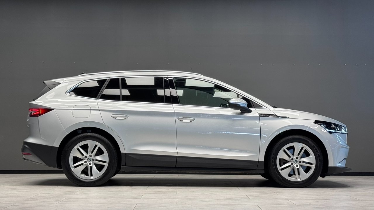 Skoda Enyaq 2023, bild 4/10
