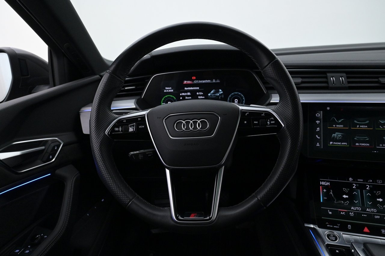 Audi e-tron 55 quattro S-line Adv 2021, bild 7/10