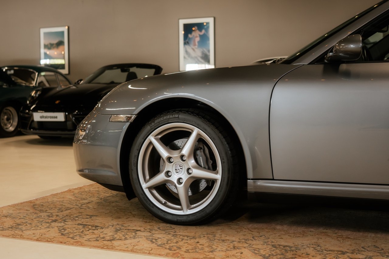 Porsche 911 997 Carrera 4 manuell 2006, bild 7/10