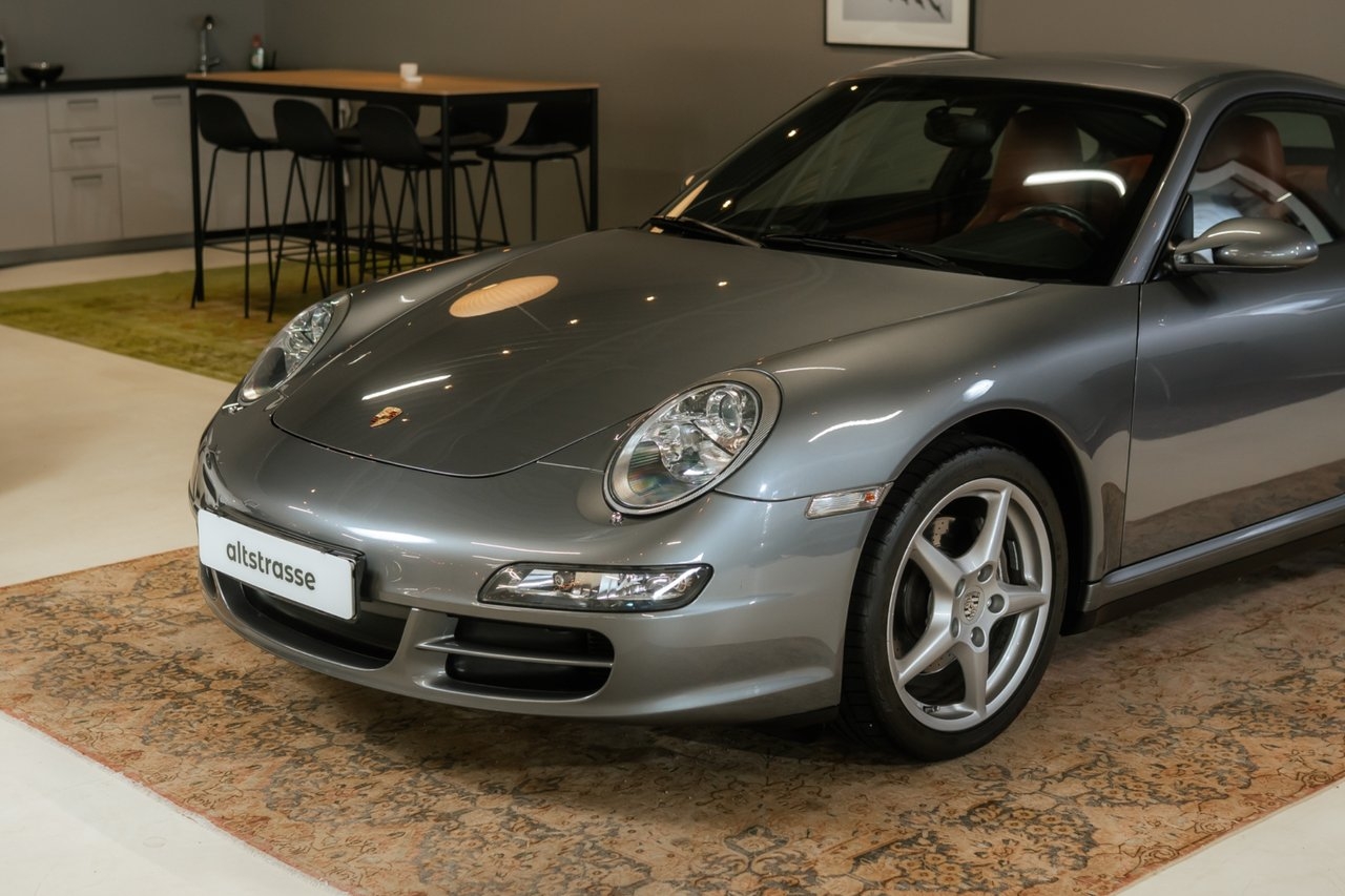 Porsche 911 997 Carrera 4 manuell 2006, bild 2/10