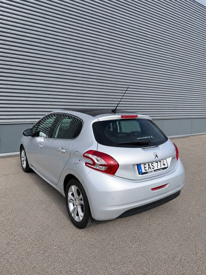 Peugeot 208 5-dörrar 1.6 VTi 2015, bild 3/10
