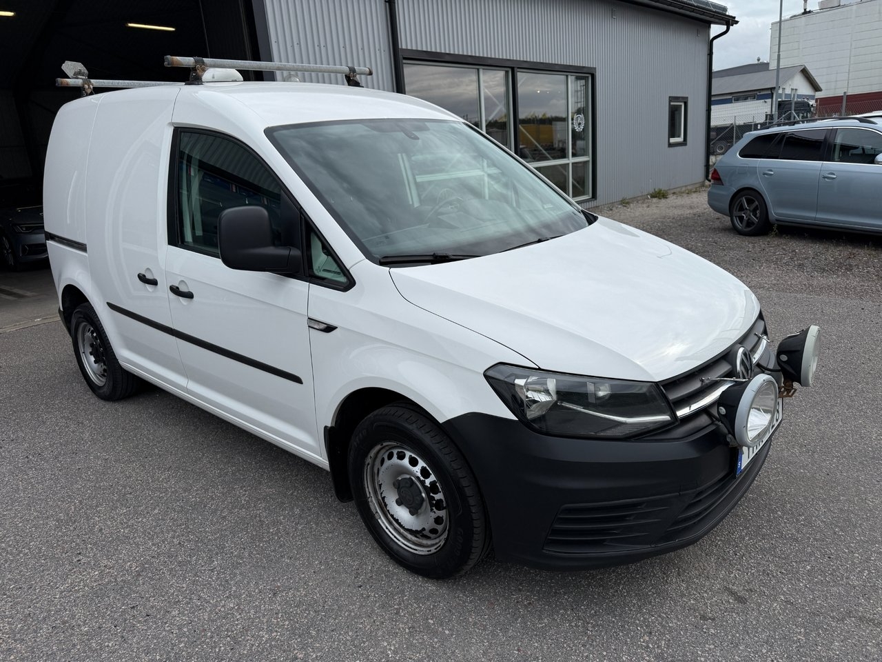 Volkswagen Caddy 2017, bild 7/10