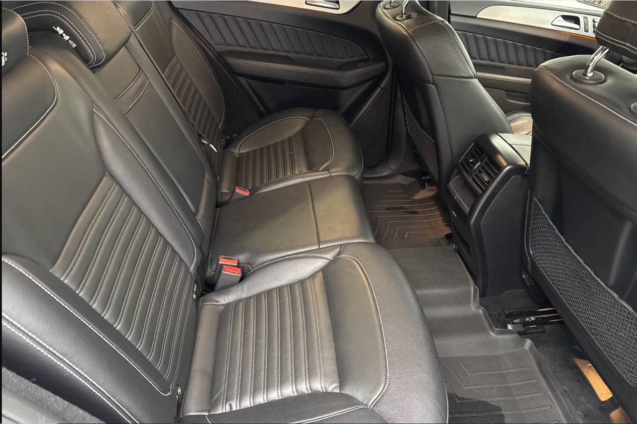 Mercedes-Benz GLE 2016, kuva 7/10