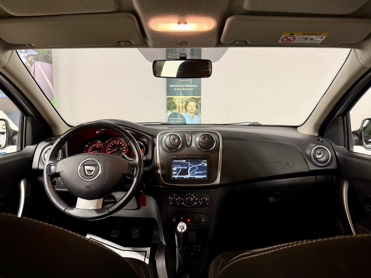 Dacia Logan 2015, photo 5/10