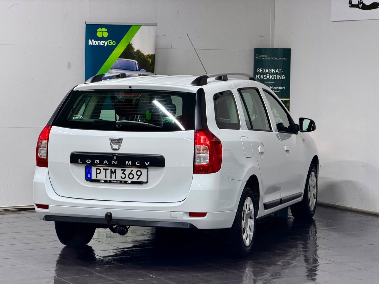 Dacia Logan 2015, photo 4/10