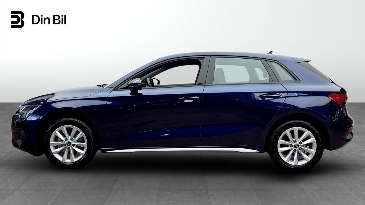 Audi A3 2023, bild 2/10